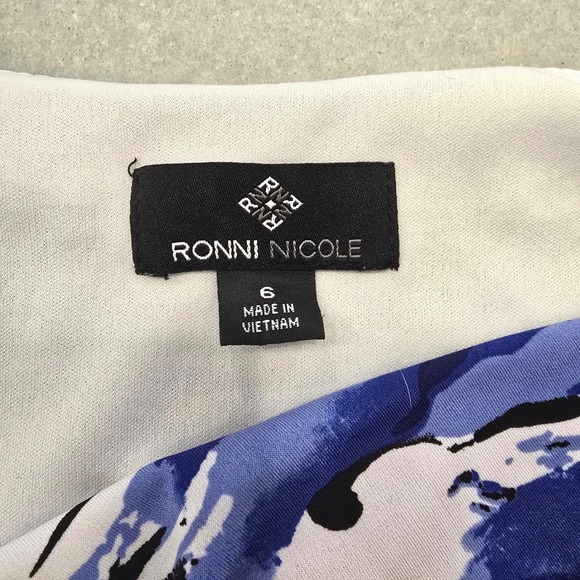 Ronni Nicole Floral Sheath Dress Size‎ 6 Cowl Neck Blue White Black Sleeveless - Picture 10 of 14